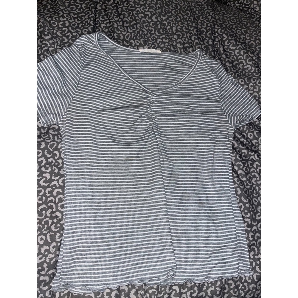 Short sleeve tee